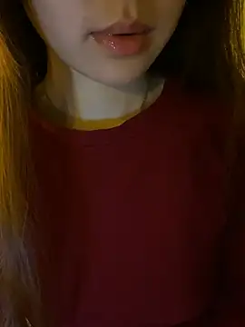 minmin2kk5 online show from March 2, 2026, 2:46 pm