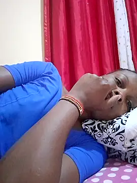 Freya 004 online show from September 14, 2025, 7:02 pm