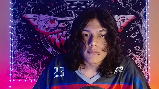 daiki sx online show from February 6, 2025, 1:49 am