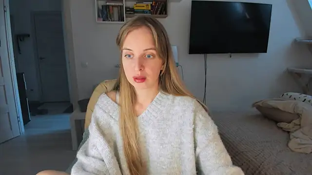 violet blue eyes online show from October 8, 2025, 7:17 am