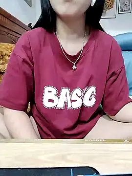 cream1299 online show from March 5, 2025, 12:00 pm