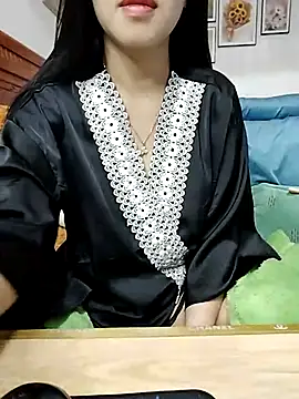 cream1299 online show from March 8, 2025, 9:29 pm