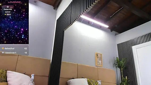 Camille Cedrik online show from February 5, 2025, 2:51 am