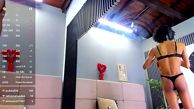 Camille Cedrik online show from February 9, 2025, 2:38 am