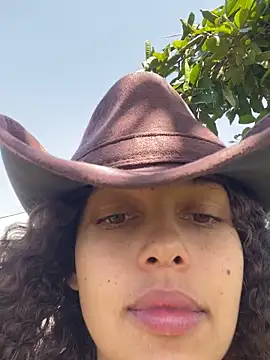 Rati Curly online show from February 25, 2026, 1:54 pm