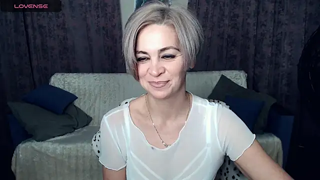Snapshot of Blonde_lola444 chatting on December 17, 2024, 11:16 pm Blonde lola444 online show from December 17, 2024, 11:16 pm