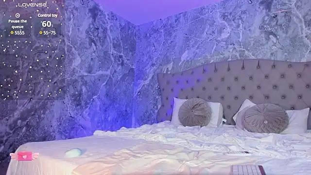 Aprillbrunette online show from February 7, 2025, 5:41 am