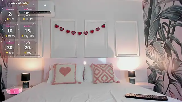 Aprillbrunette online show from March 6, 2025, 2:41 am