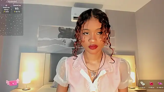 Aprillbrunette online show from December 4, 2025, 2:43 am