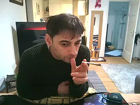 Snapshot of mihaimichael chatting on March 11, 2025, 5:02 pm mihaimichael online show from March 11, 2025, 5:02 pm