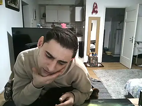 Snapshot of mihaimichael chatting on March 12, 2025, 9:35 pm mihaimichael online show from March 12, 2025, 9:35 pm