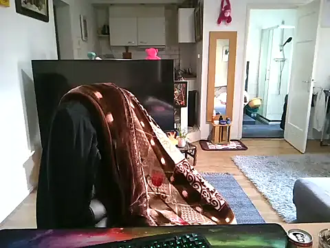 Snapshot of mihaimichael chatting on March 14, 2025, 10:39 am mihaimichael online show from March 14, 2025, 10:39 am