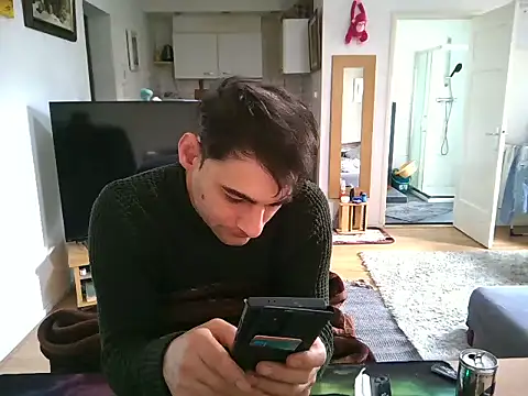 Snapshot of mihaimichael chatting on March 15, 2025, 11:40 am mihaimichael online show from March 15, 2025, 11:40 am