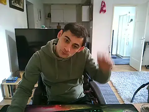 Snapshot of mihaimichael chatting on March 17, 2025, 12:46 pm mihaimichael online show from March 17, 2025, 12:46 pm