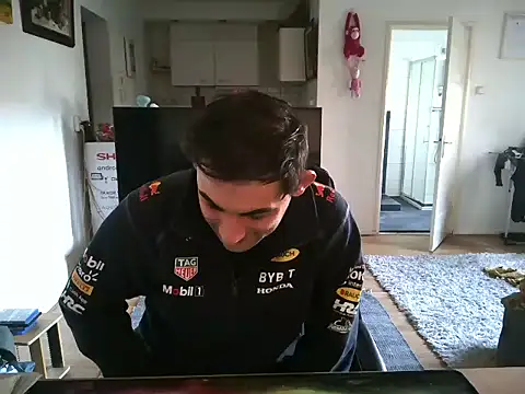 Snapshot of mihaimichael chatting on March 19, 2025, 12:12 pm mihaimichael online show from March 19, 2025, 12:12 pm