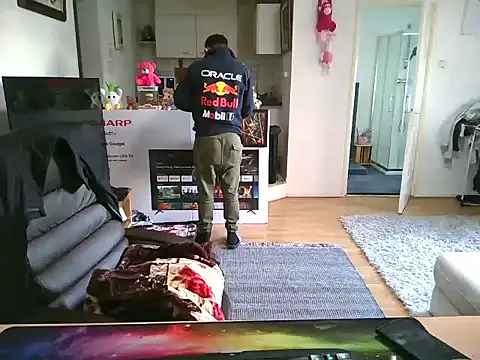 Snapshot of mihaimichael chatting on March 19, 2025, 3:19 pm mihaimichael online show from March 19, 2025, 3:19 pm