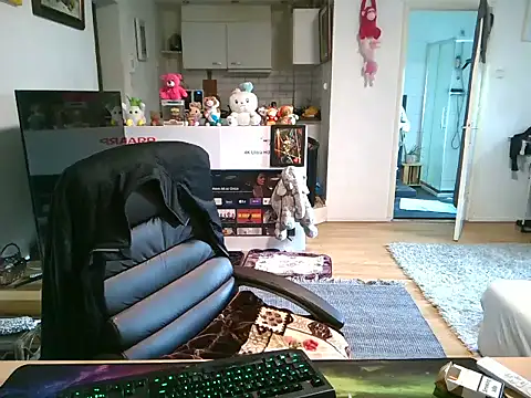 Snapshot of mihaimichael chatting on March 20, 2025, 8:09 am mihaimichael online show from March 20, 2025, 8:09 am