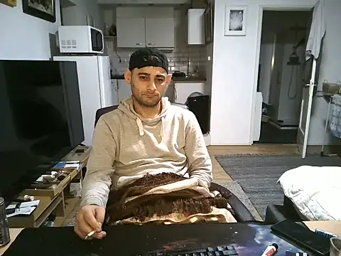 Snapshot of mihaimichael chatting on September 16, 2025, 1:50 am mihaimichael online show from September 16, 2025, 1:50 am