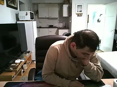 Snapshot of mihaimichael chatting on October 10, 2025, 11:09 am mihaimichael online show from October 10, 2025, 11:09 am