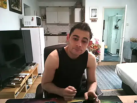 Snapshot of mihaimichael chatting on October 11, 2025, 2:04 pm mihaimichael online show from October 11, 2025, 2:04 pm