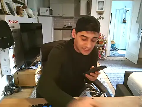 Snapshot of mihaimichael chatting on October 24, 2025, 9:17 am mihaimichael online show from October 24, 2025, 9:17 am