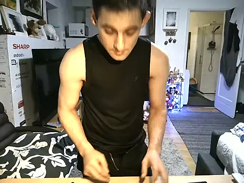 Snapshot of mihaimichael chatting on October 27, 2025, 12:04 am mihaimichael online show from October 27, 2025, 12:04 am