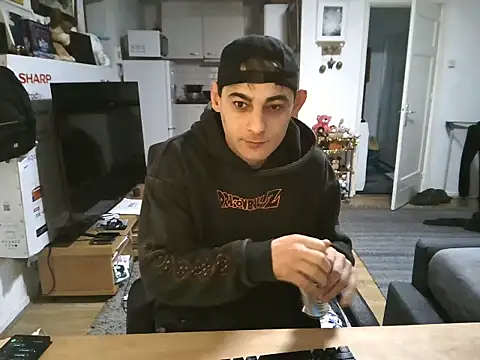 Snapshot of mihaimichael chatting on November 2, 2025, 3:36 pm mihaimichael online show from November 2, 2025, 3:36 pm