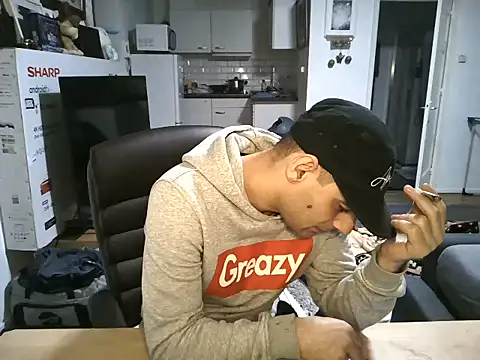 Snapshot of mihaimichael chatting on November 3, 2025, 10:53 pm mihaimichael online show from November 3, 2025, 10:53 pm