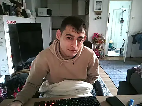 Snapshot of mihaimichael chatting on November 8, 2025, 12:38 pm mihaimichael online show from November 8, 2025, 12:38 pm