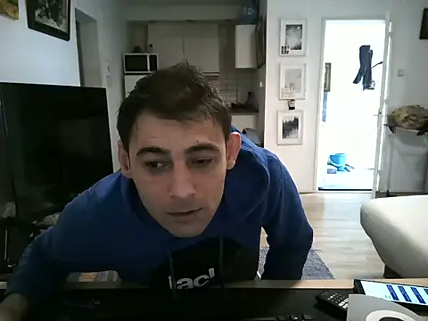 mihaimichael online show from April 13, 2026, 8:09 am