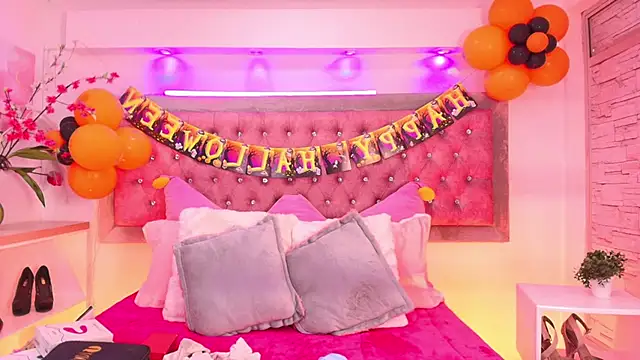 Tayzon Foxxx online show from October 9, 2025, 12:47 pm