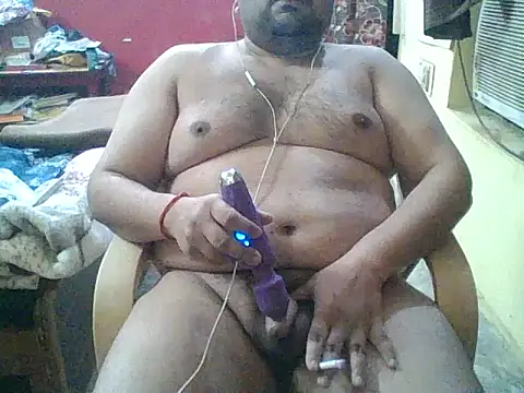 Snapshot of ARYANAVAILABLE chatting on May 12, 2026, 11:24 pm ARYANAVAILABLE online show from May 12, 2026, 11:24 pm