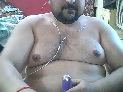 Snapshot of ARYANAVAILABLE chatting on May 20, 2026, 11:49 am ARYANAVAILABLE online show from May 20, 2026, 11:49 am