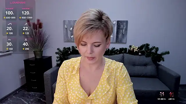 Julia Wilsone online show from January 2, 2025, 4:02 pm