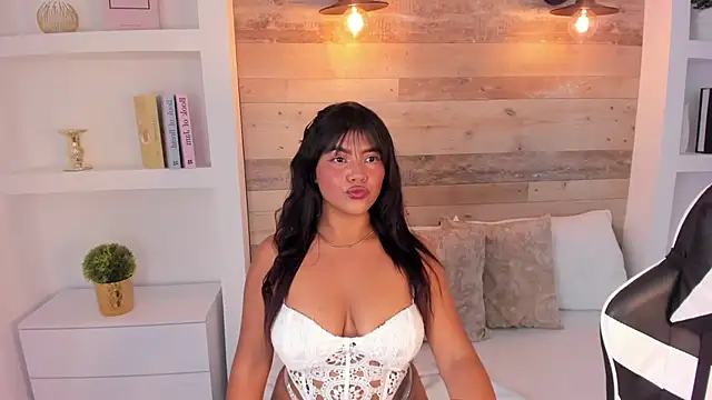 nicky peyton online show from October 24, 2025, 3:14 am