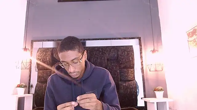 Jose Smoke online show from February 17, 2025, 2:53 am