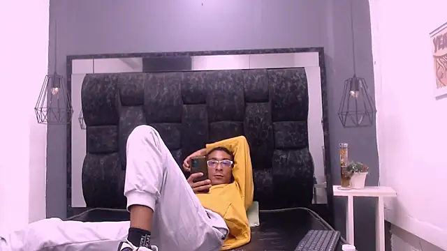 Jose Smoke online show from March 3, 2025, 4:58 am