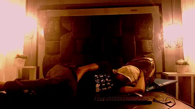 Jose Smoke online show from March 15, 2025, 6:58 am