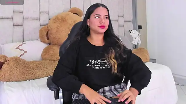 Marilyn-Cooper online show from January 5, 2025, 9:48 am