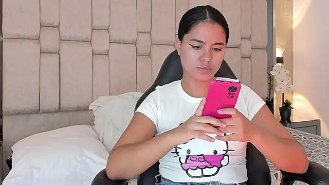 Marilyn-Cooper online show from February 26, 2025, 7:53 am