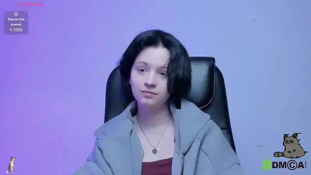 Alina Mills online show from December 9, 2024, 10:32 am