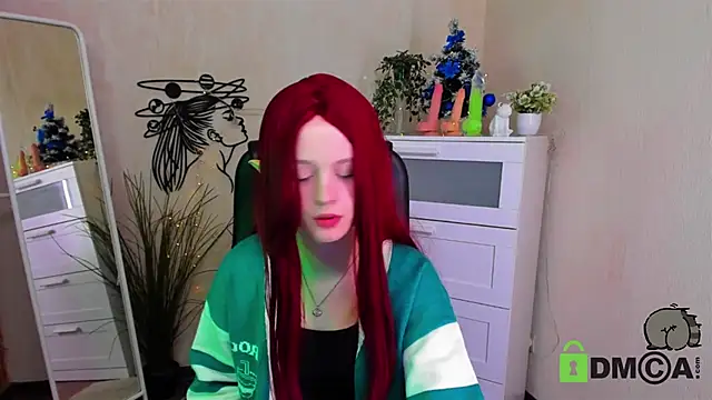 Alina Mills online show from December 19, 2024, 10:45 am