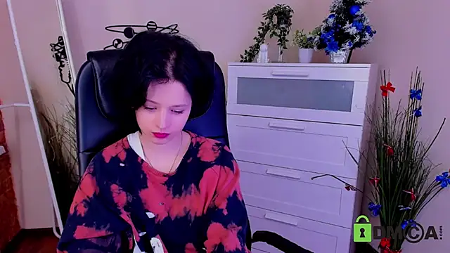 Alina Mills online show from December 30, 2024, 10:32 am