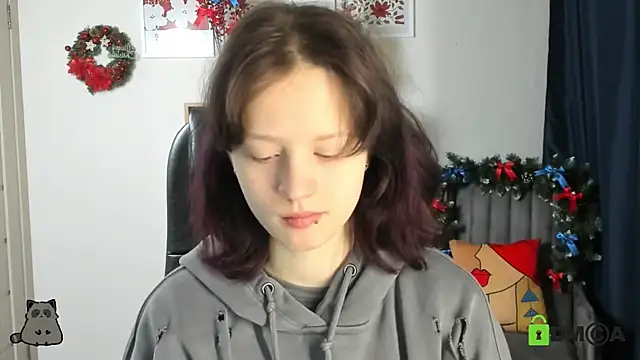 Alina Mills online show from December 22, 2025, 7:05 am