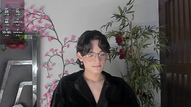 Black Rose2 online show from September 17, 2025, 11:56 am