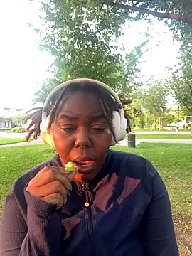 Goddess Nafeesha online show from September 9, 2025, 10:42 pm