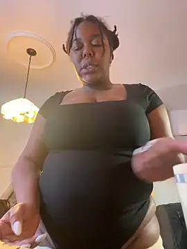 Goddess Nafeesha online show from February 25, 2026, 9:57 pm