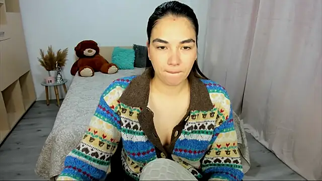 Alexa Dolly12 online show from October 9, 2025, 6:11 am