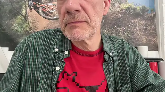 tauromolo online show from April 24, 2026, 12:24 am