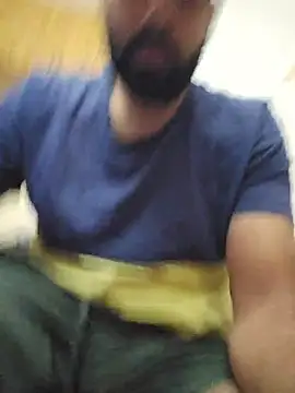 Hornie small Dick01 online show from February 19, 2026, 6:20 am